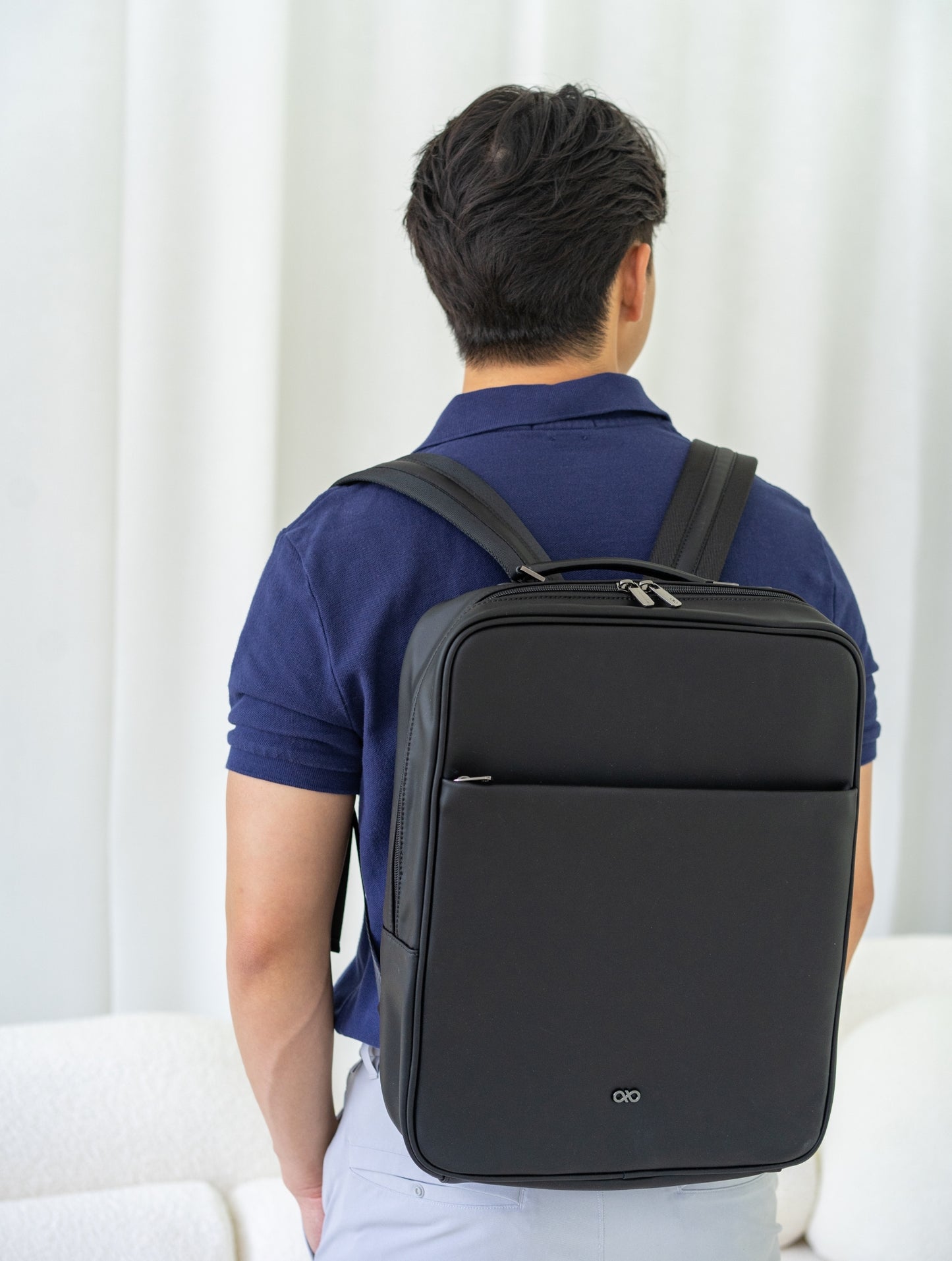 ANDERS MAGIC LAPTOP BACKPACK IN BLACK