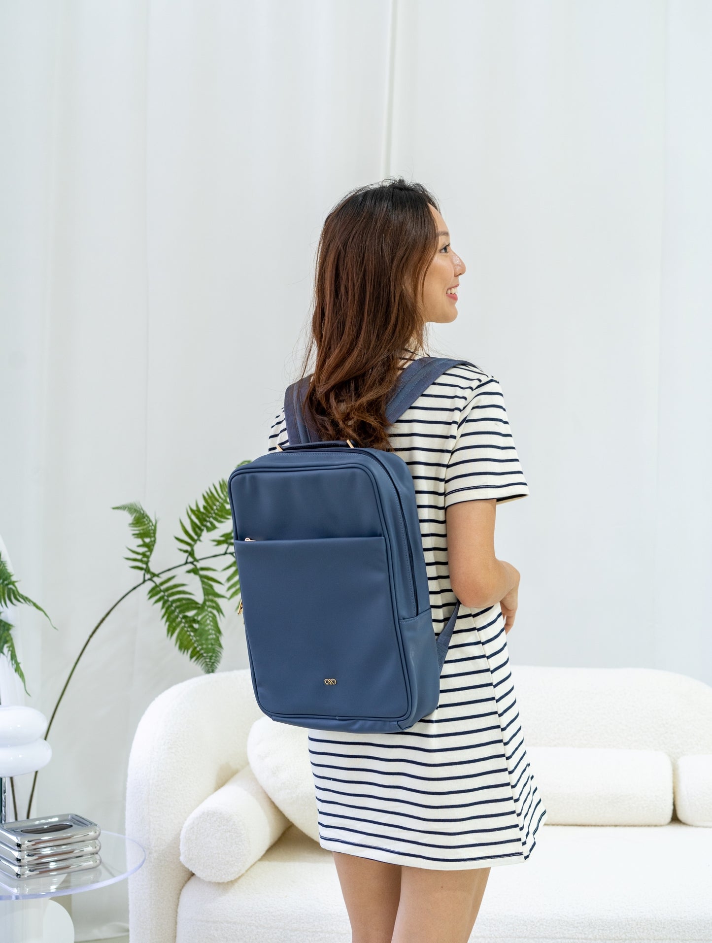 ANDERS MAGIC LAPTOP BACKPACK IN NAVY