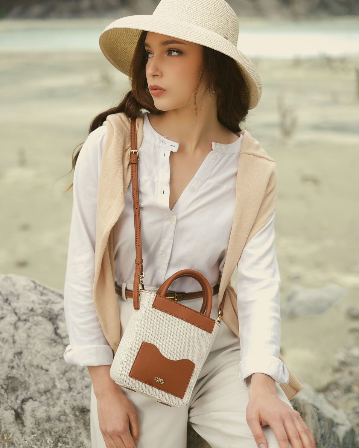 CALLY CANVAS MINI TOTE BAG