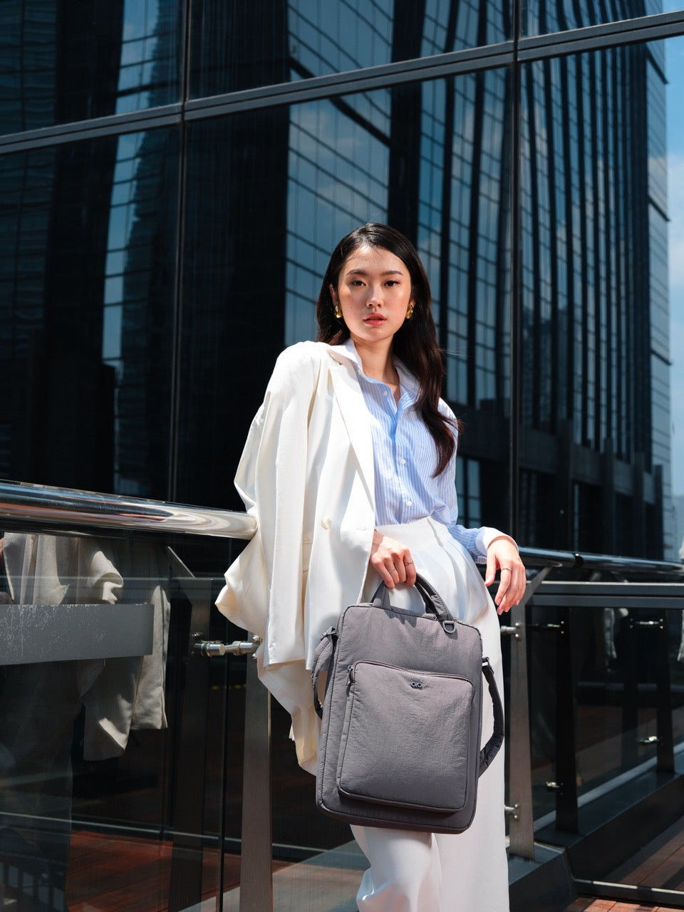 COSY LAPTOP BAG IN SMOKEY