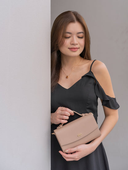 ELFIE 2-WAY CROSSBODY BAG IN MOCHA